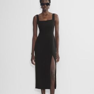ARITZIA '90s SLIT Black Noir Dress